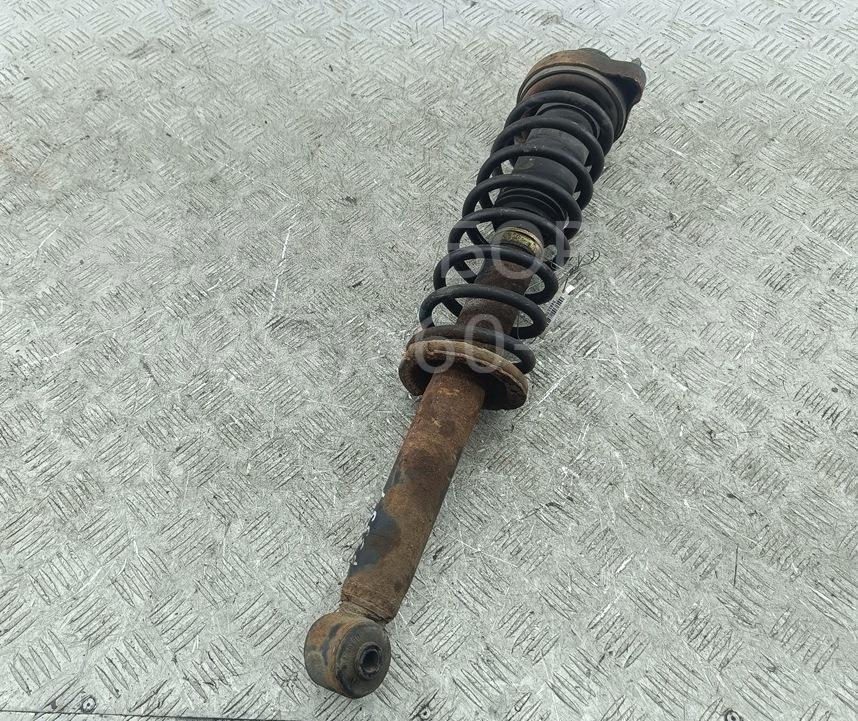 Амортизатор задний правый