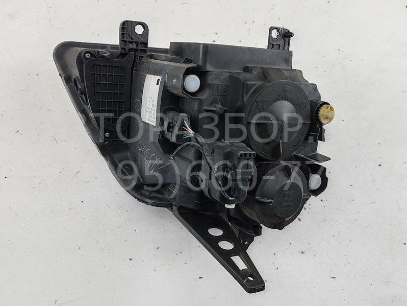 Фара левая