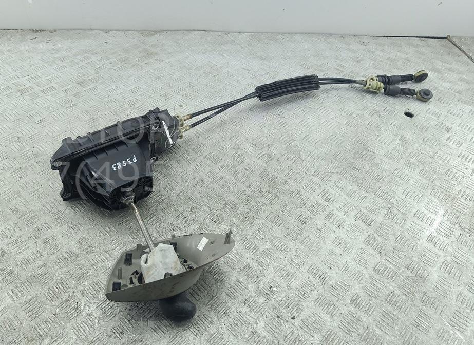 Кулиса МКПП / АКПП