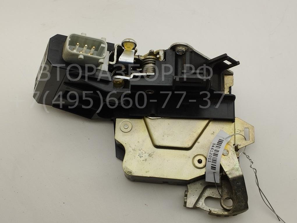 Замок двери передней правой