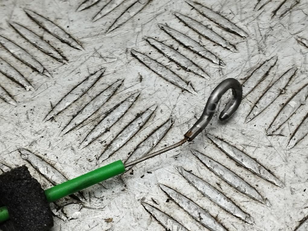 Трос открывания двери