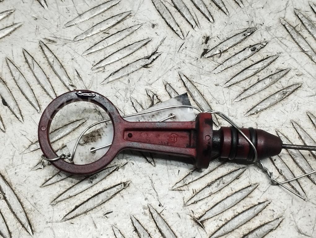 Щуп масляный двигателя