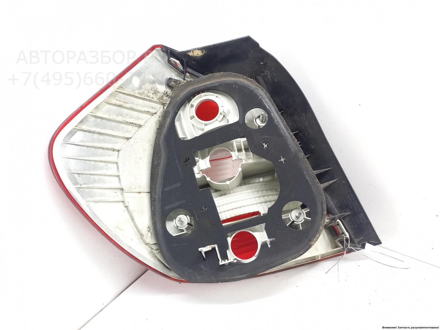 Фонарь задний правый