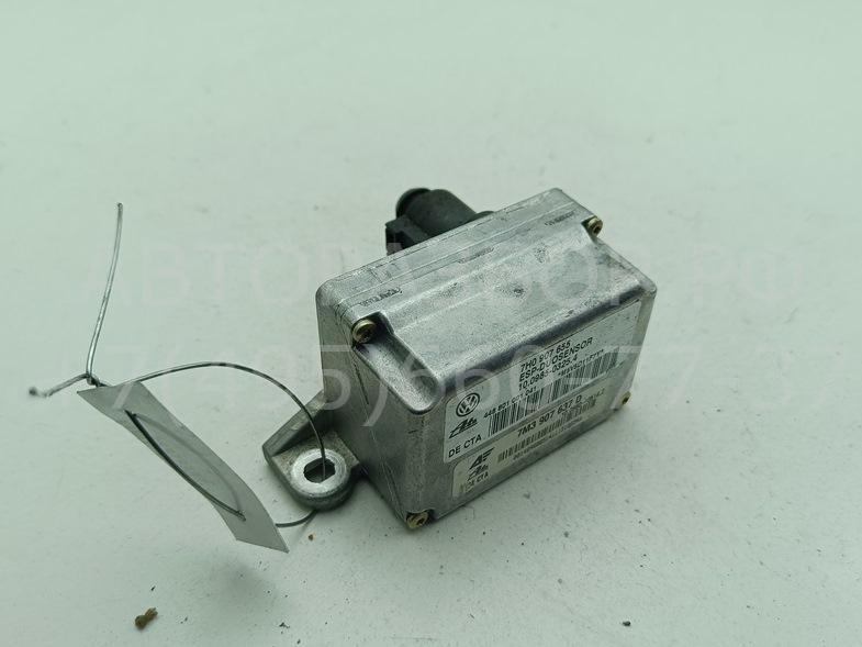 Датчик ускорения