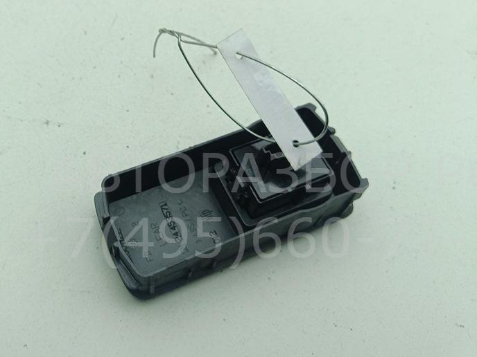 Кнопка стеклоподъемника