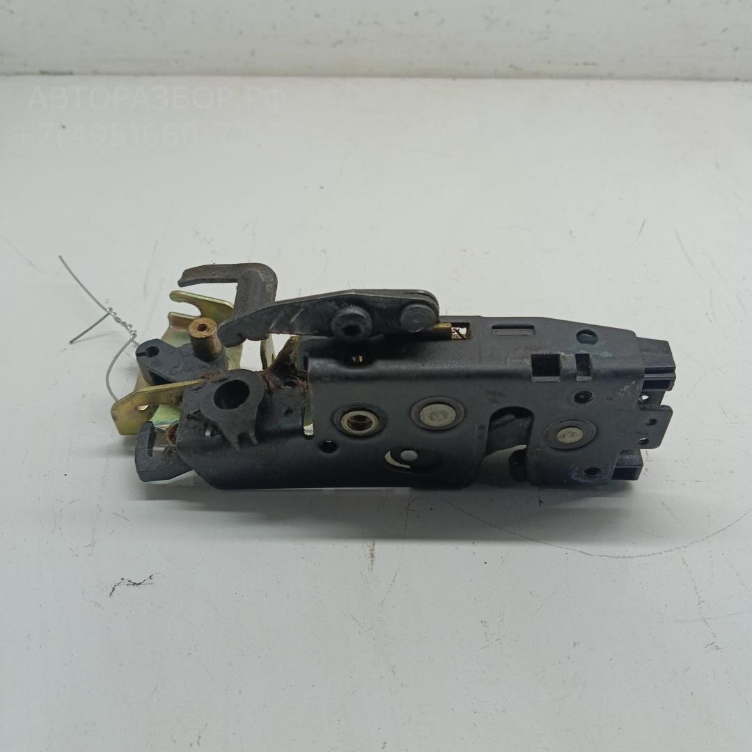 Замок двери задней правой