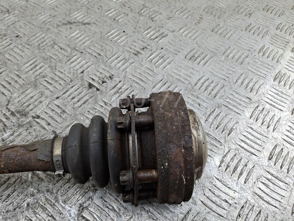 Полуось задняя