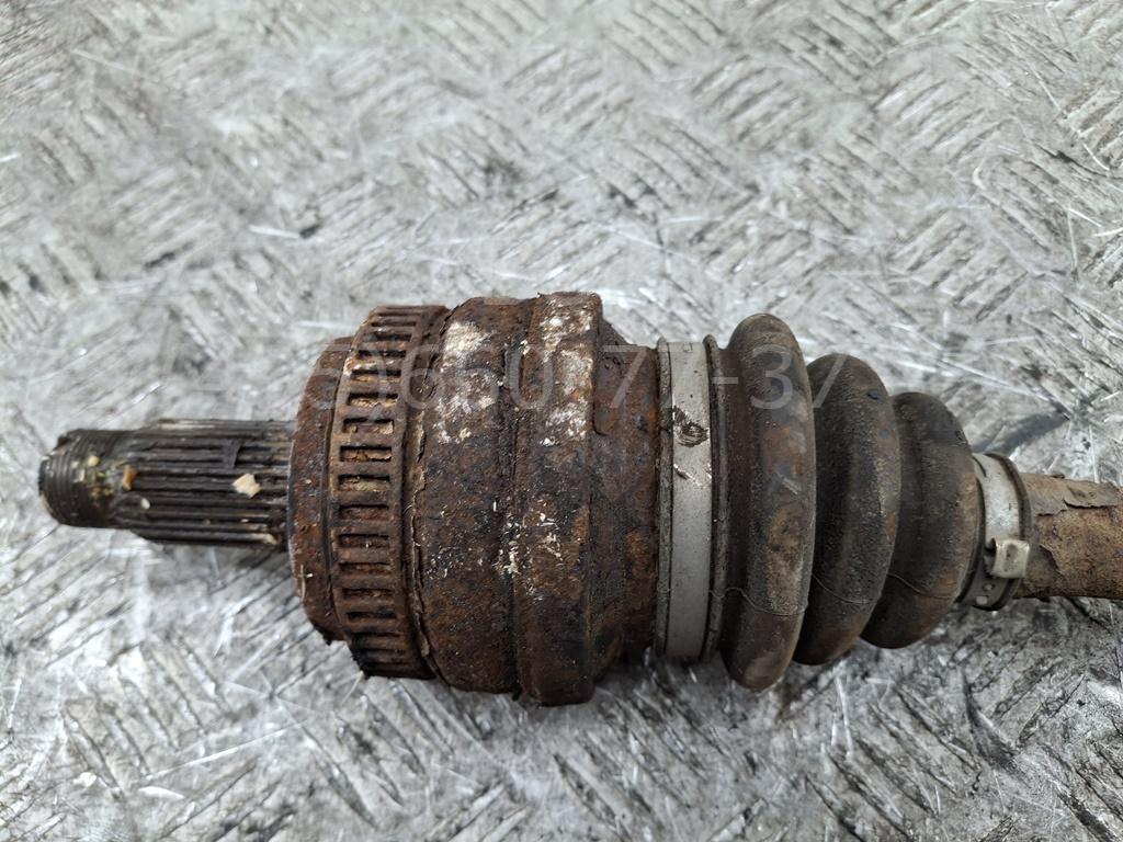 Полуось задняя