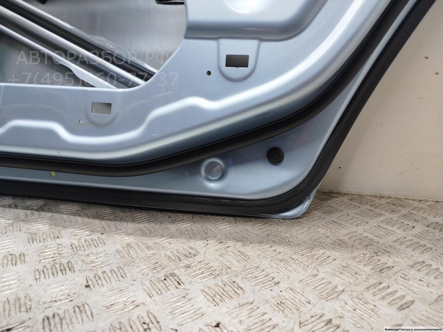 Дверь задняя правая