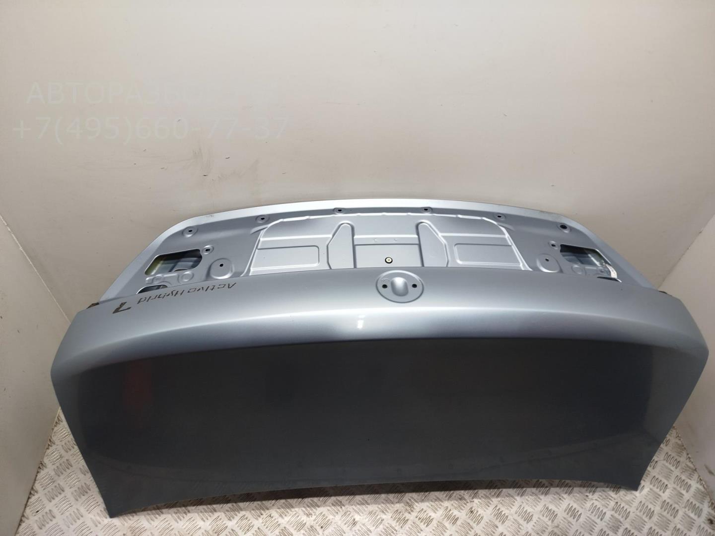 Дверь багажника