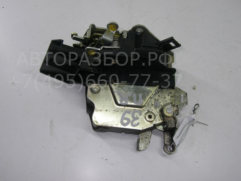 Замок двери передней правой