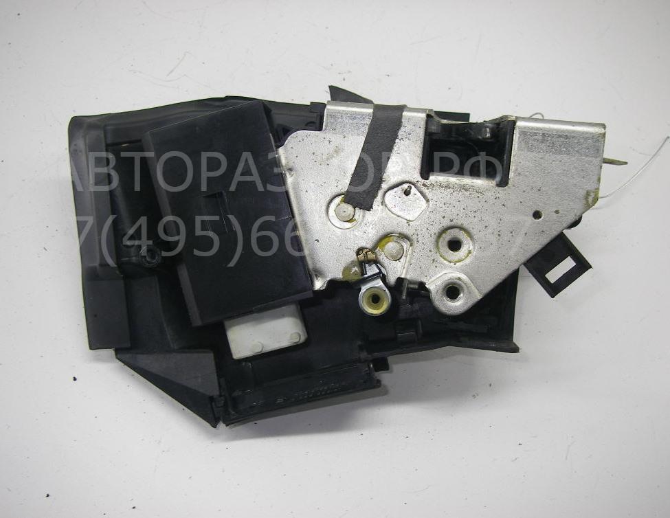 Замок двери передней правой