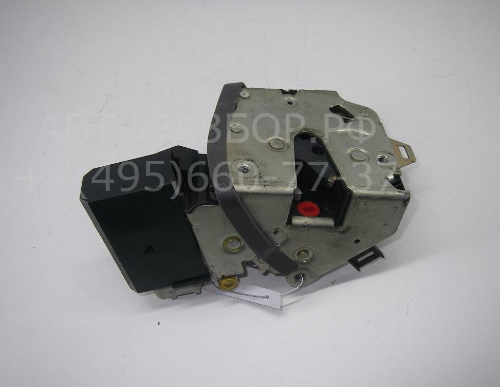 Замок двери задней правой