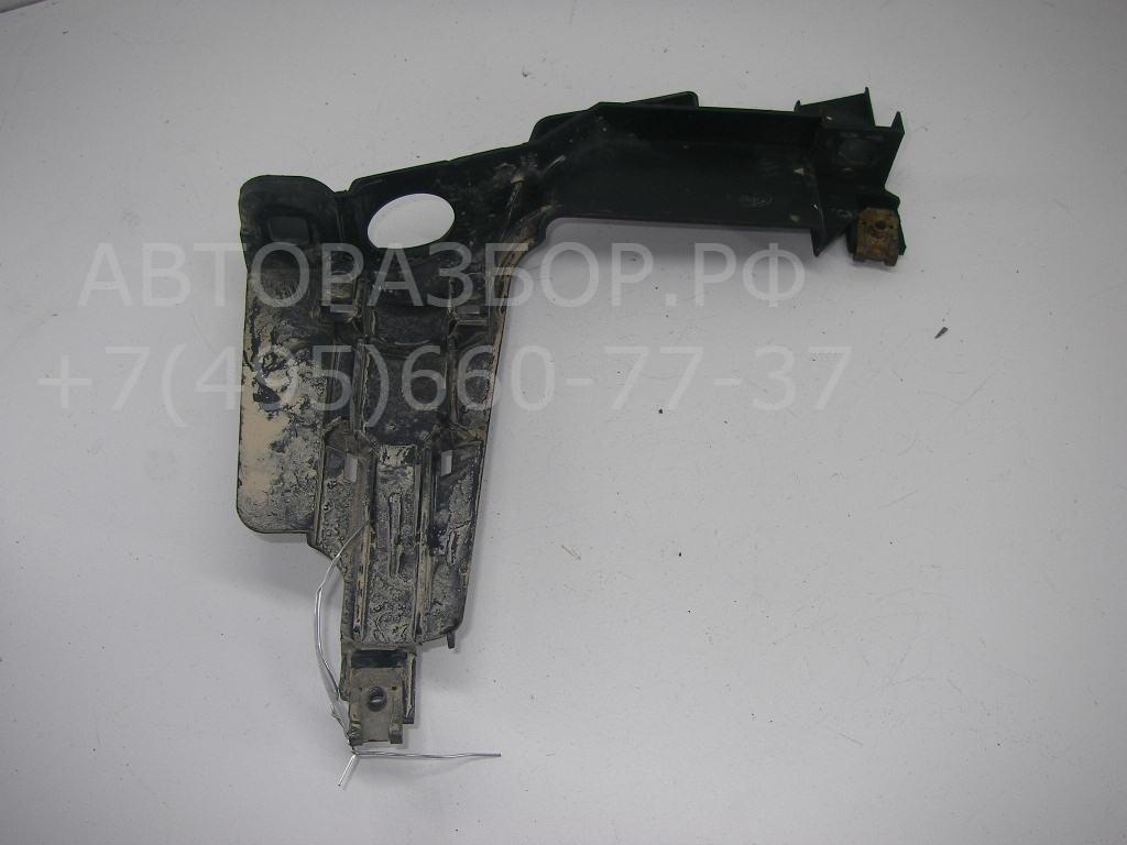 Кронштейн фар правый