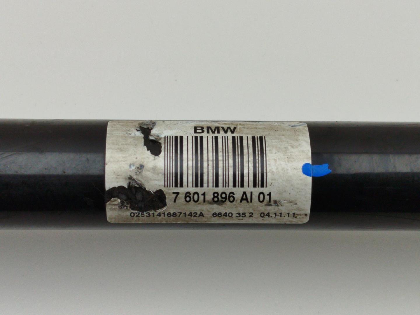 Полуось задняя