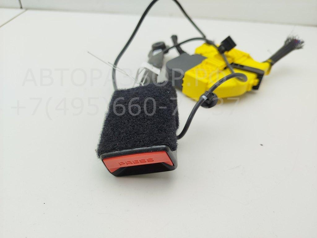 Ответная часть ремня безопасности