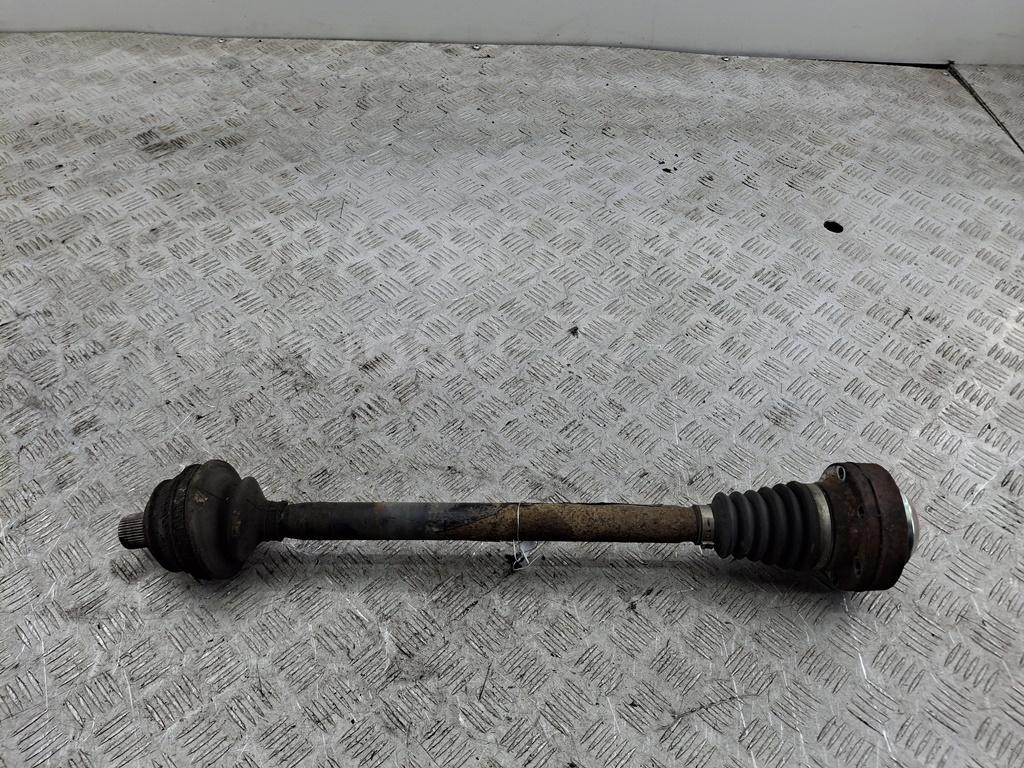 Полуось задняя