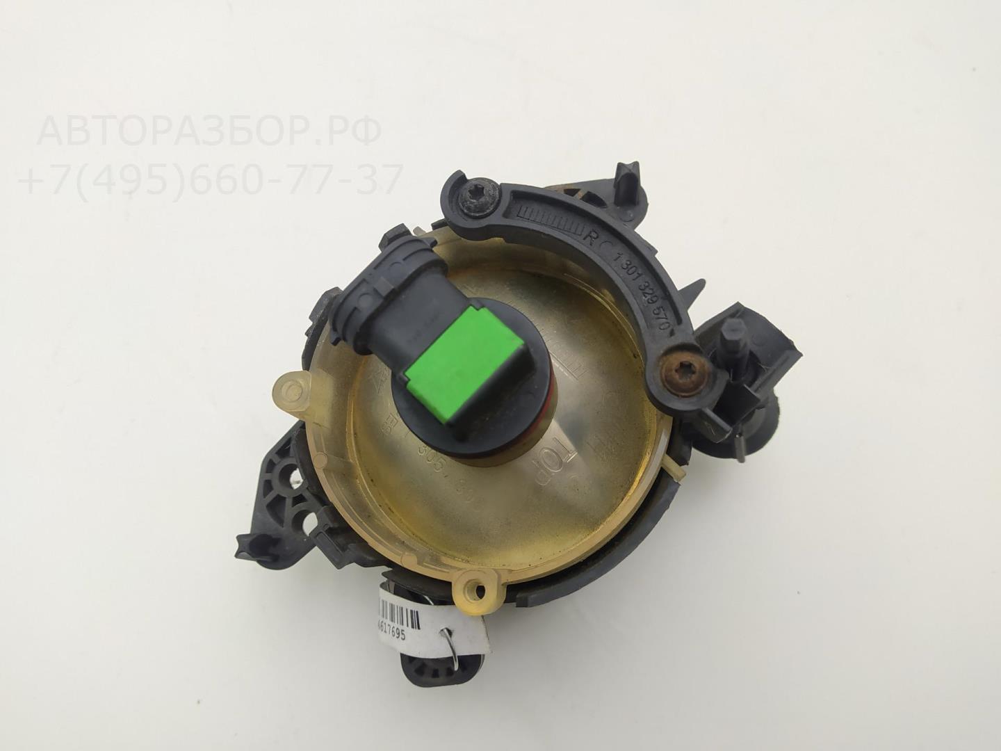 Фара противотуманная правая