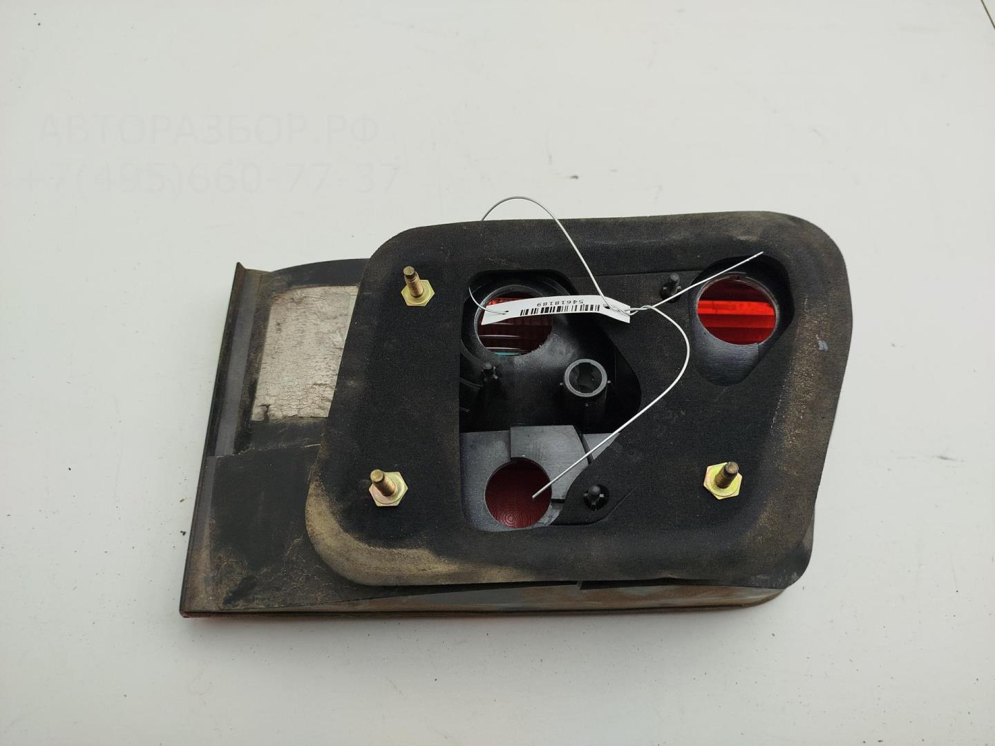 Фонарь задний внутренний левый