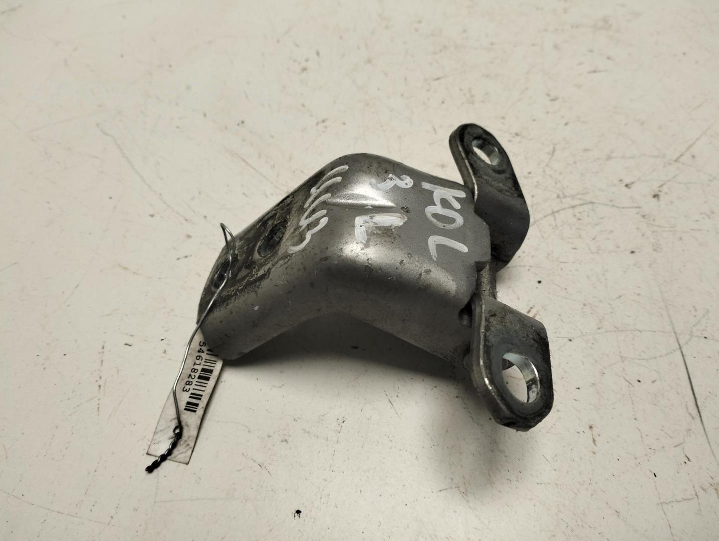 Петля двери