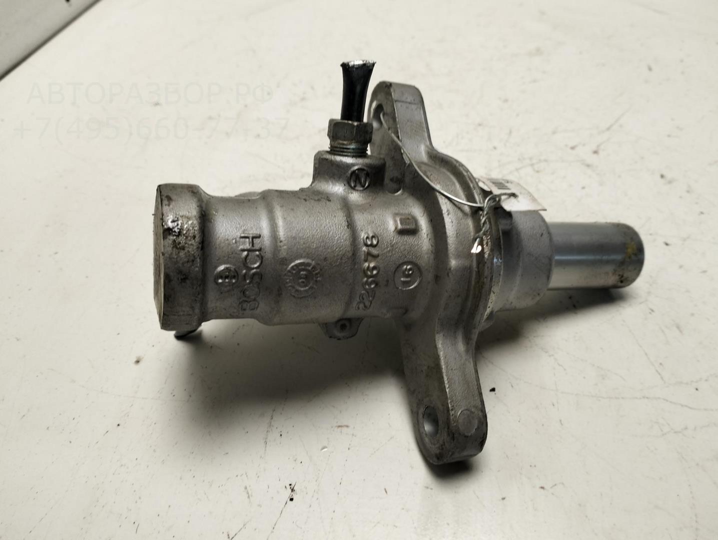 Цилиндр тормозной главный