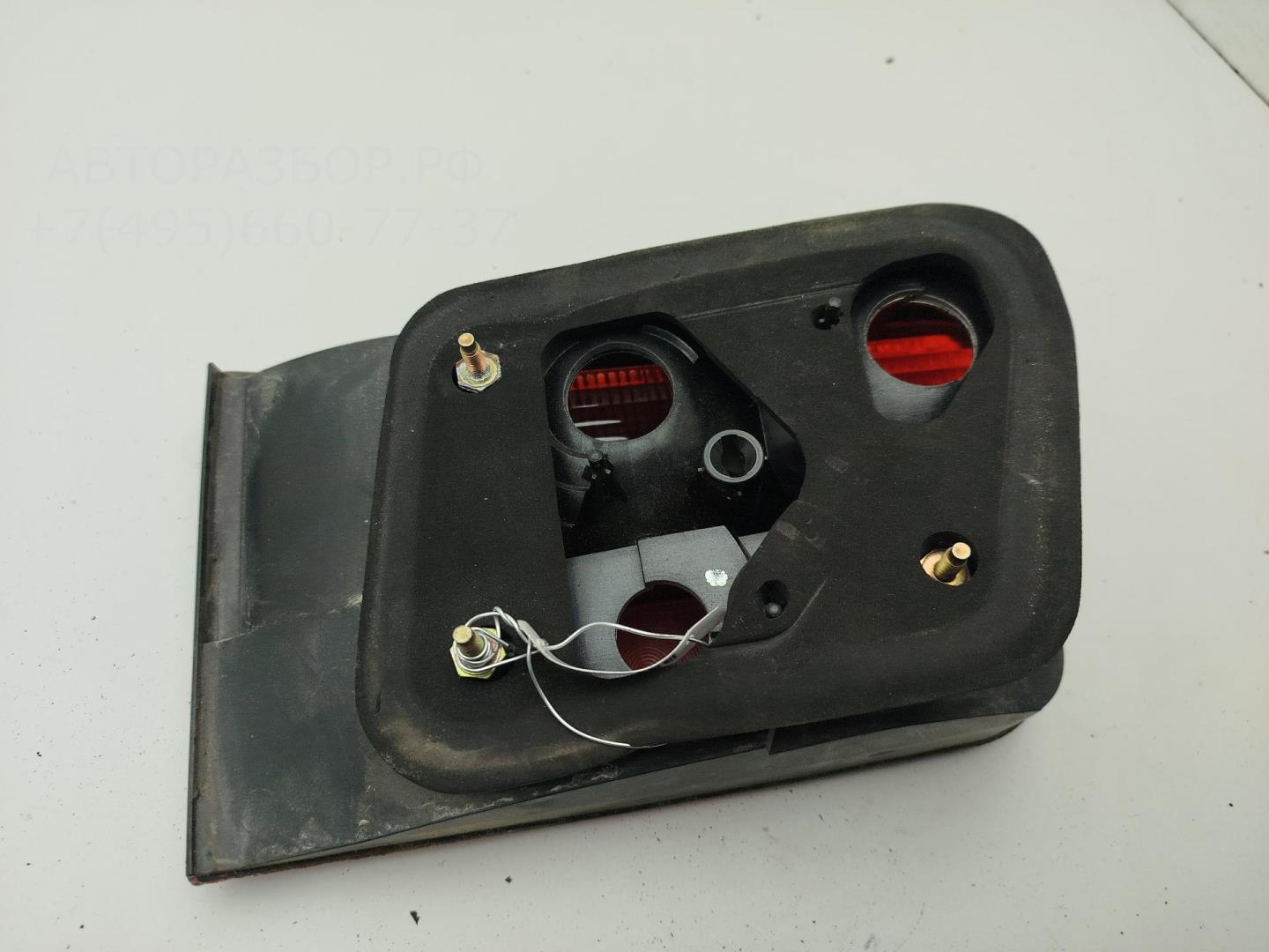 Фонарь задний внутренний левый