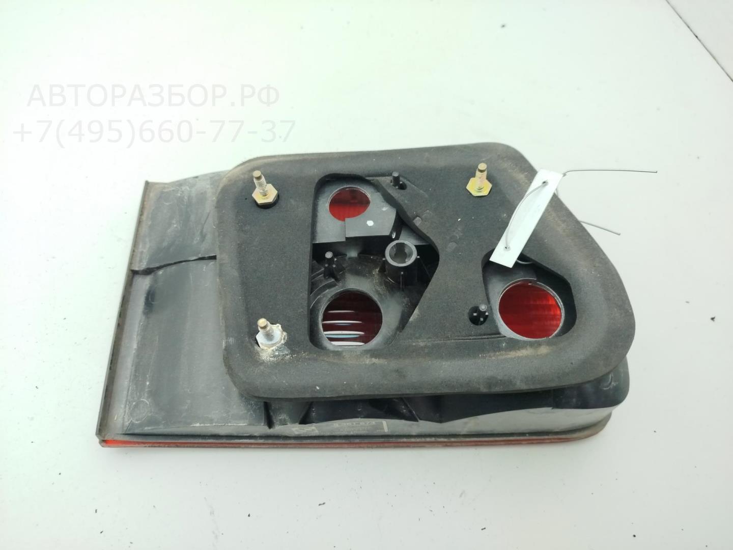 Фонарь задний внутренний правый