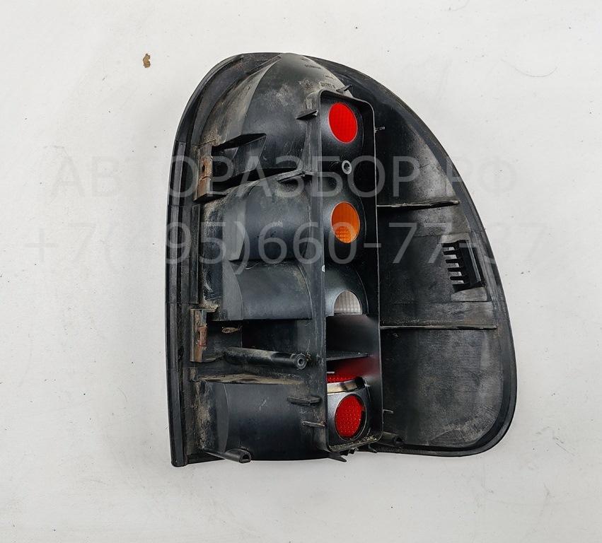 Фонарь задний левый