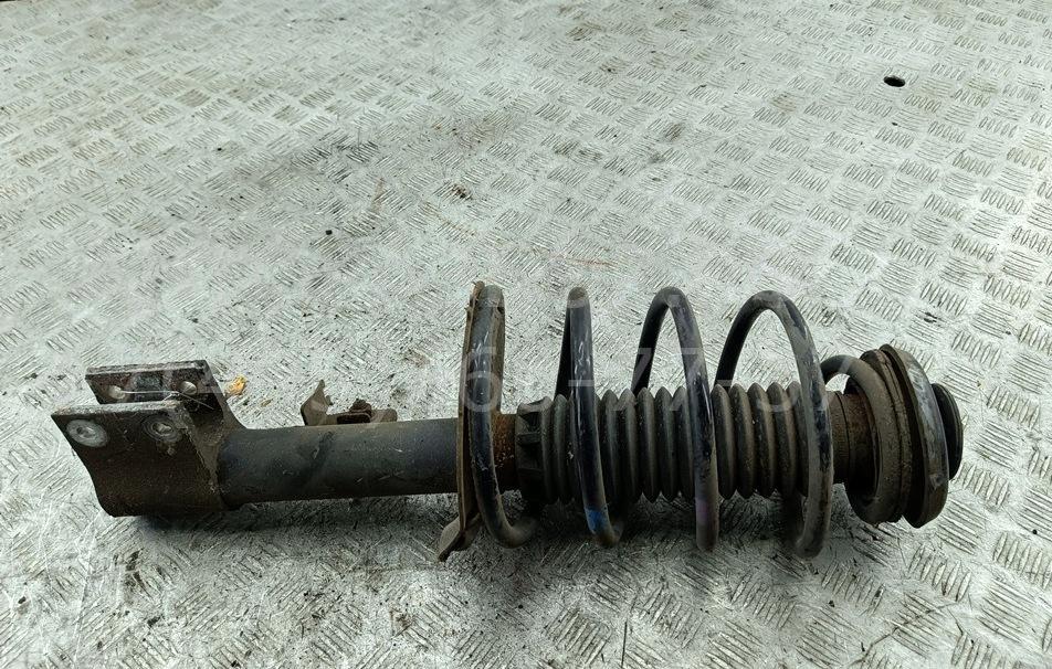 Амортизатор передний правый