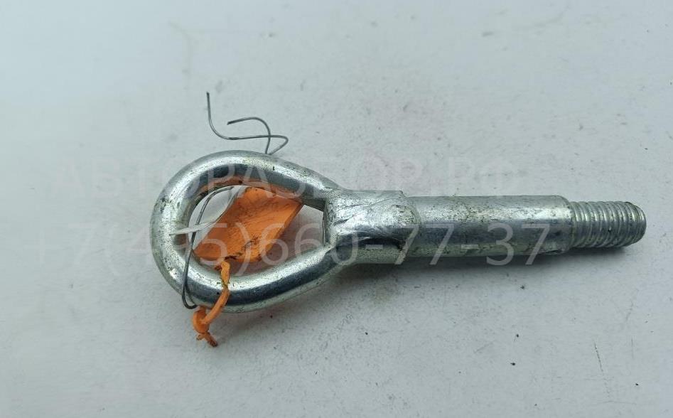 Крюк буксировочный