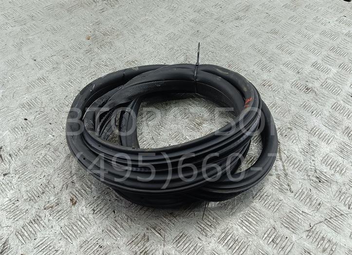 Уплотнитель двери