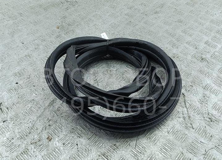 Уплотнитель двери