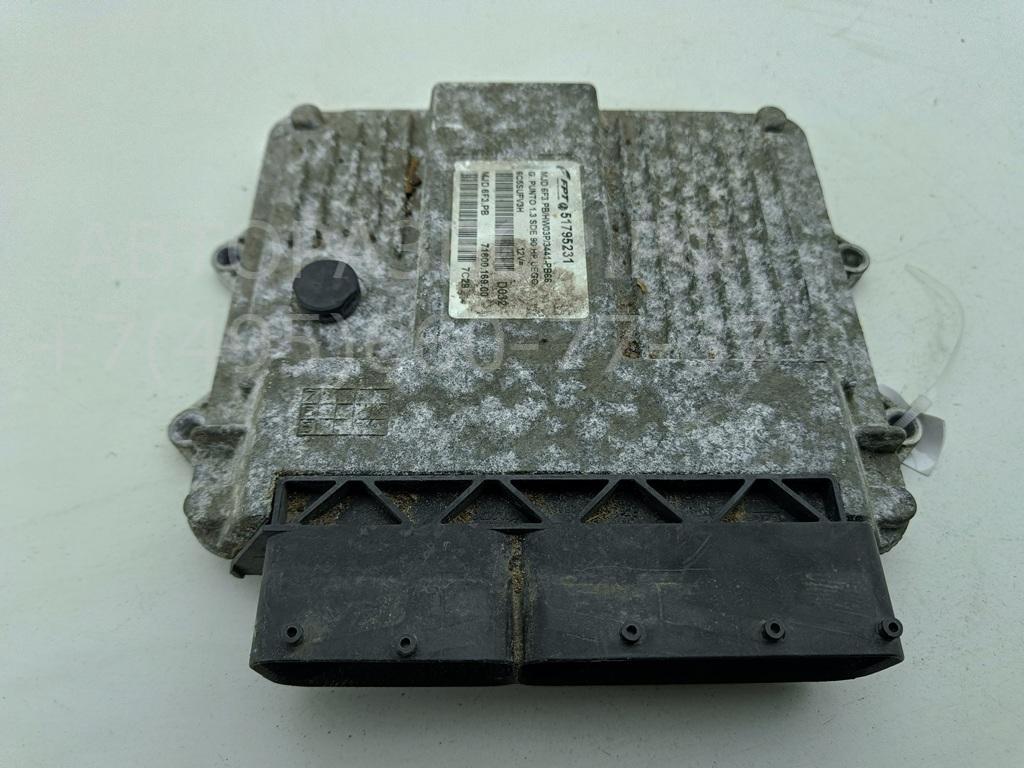 Блок управления двигателем