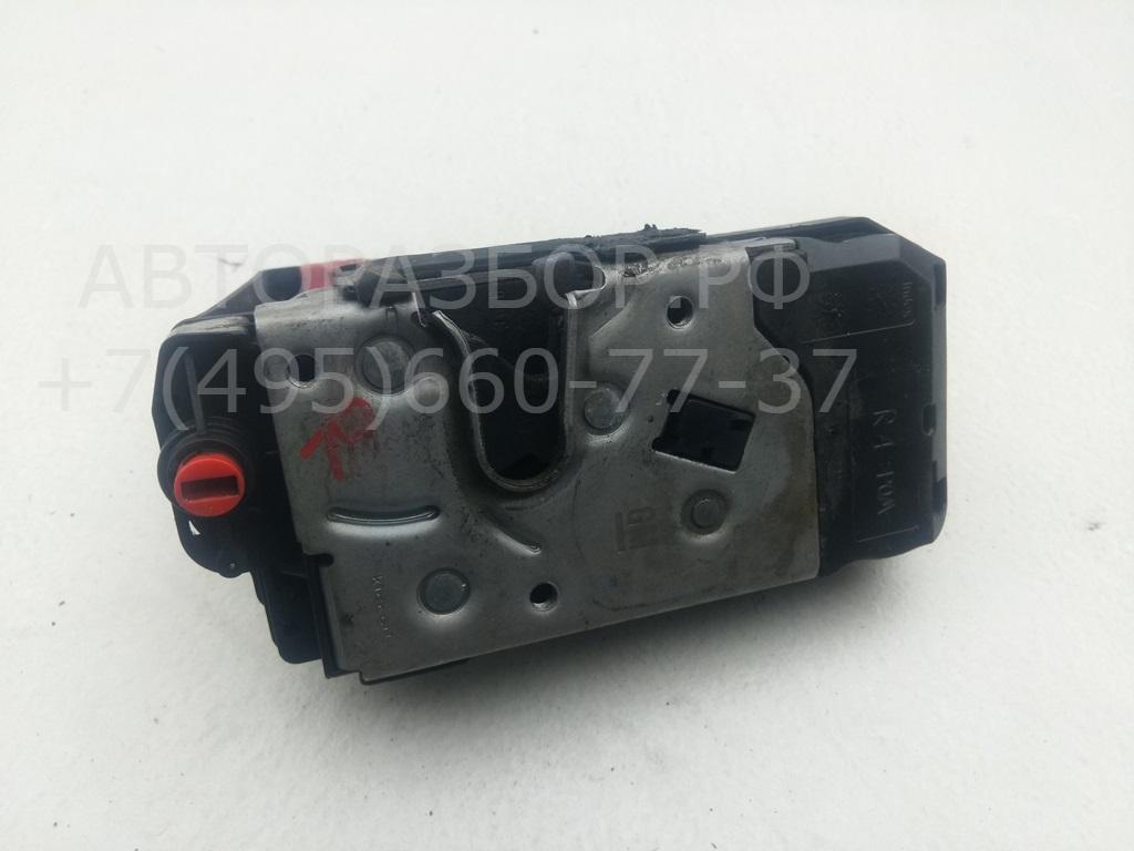 Замок двери задней правой