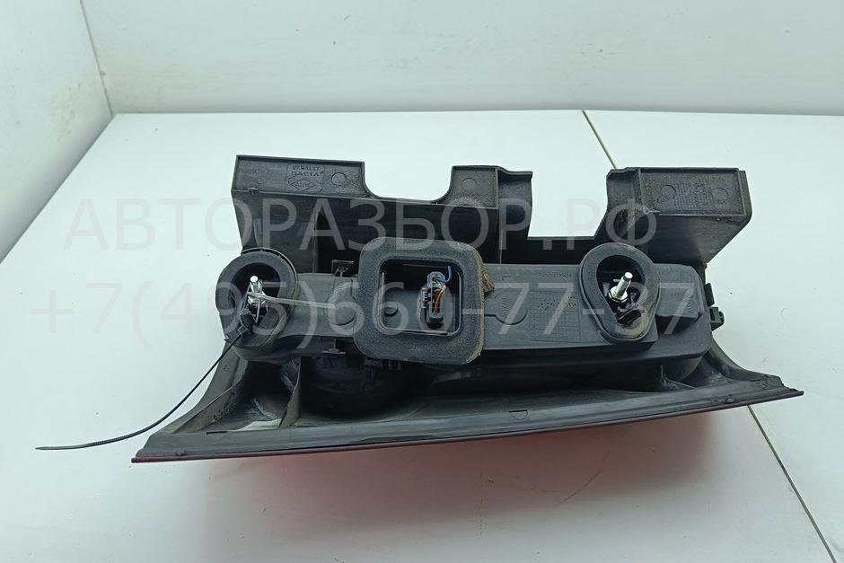 Фонарь задний левый