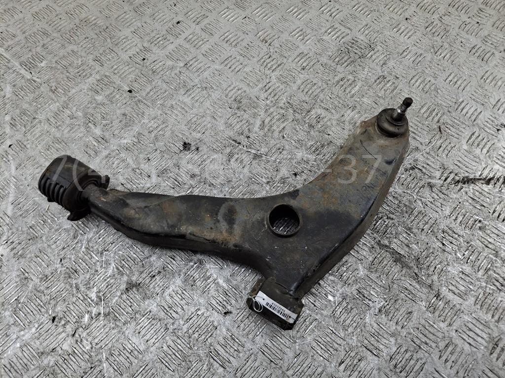Рычаг передний левый