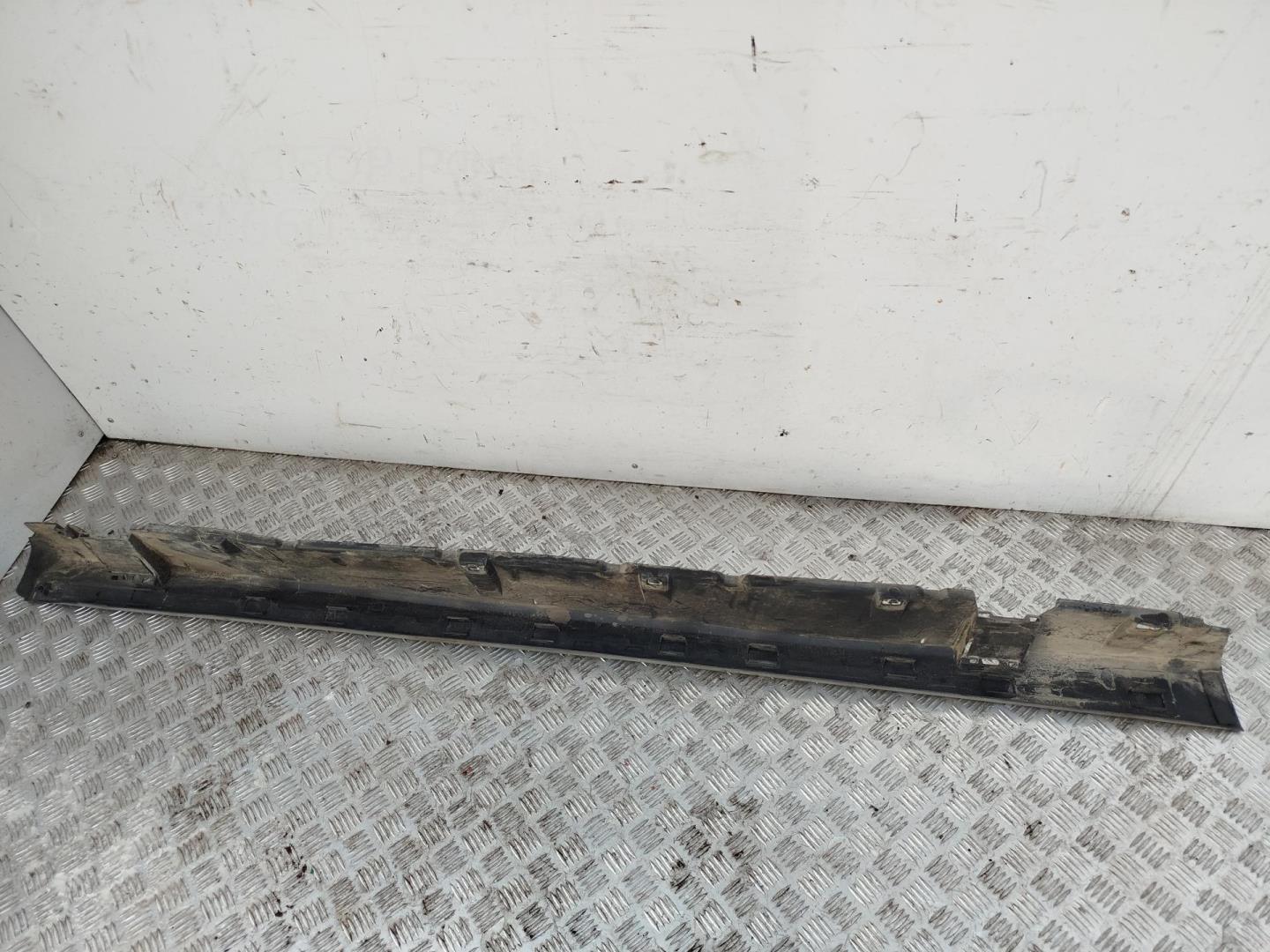 Накладка на порог (наружная)