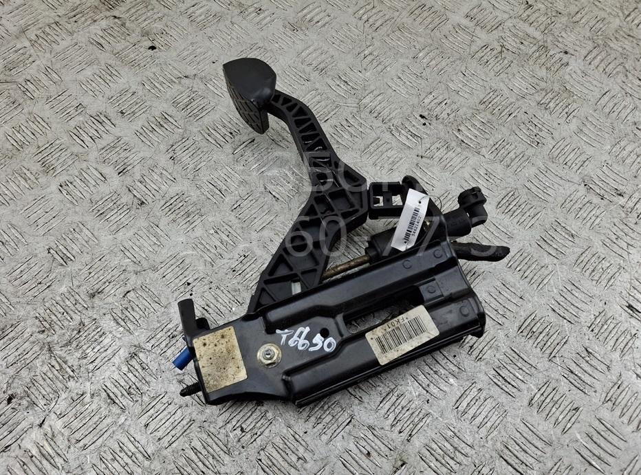 Цилиндр сцепления главный