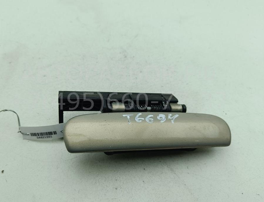 Ручка двери передней наружная правая