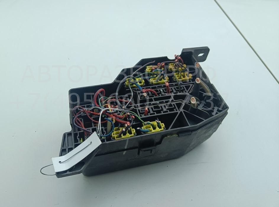 Блок предохранителей