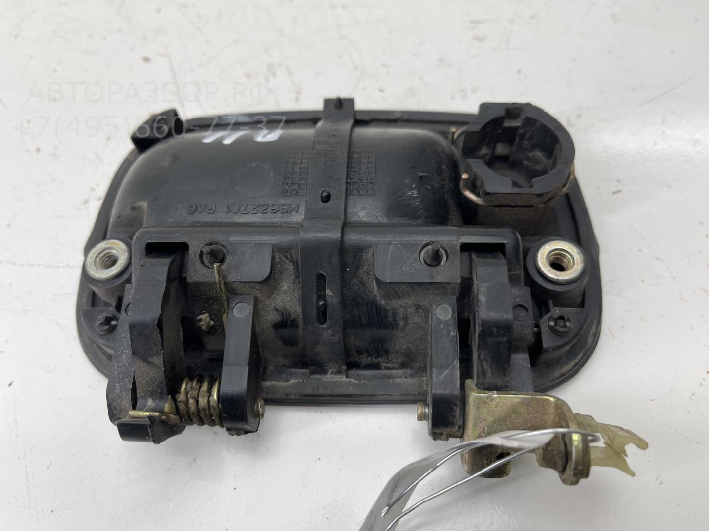 Ручка двери передней наружная левая