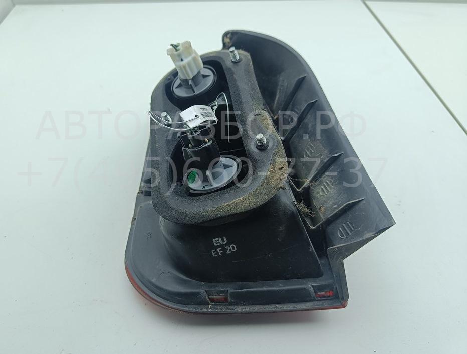 Фонарь задний правый