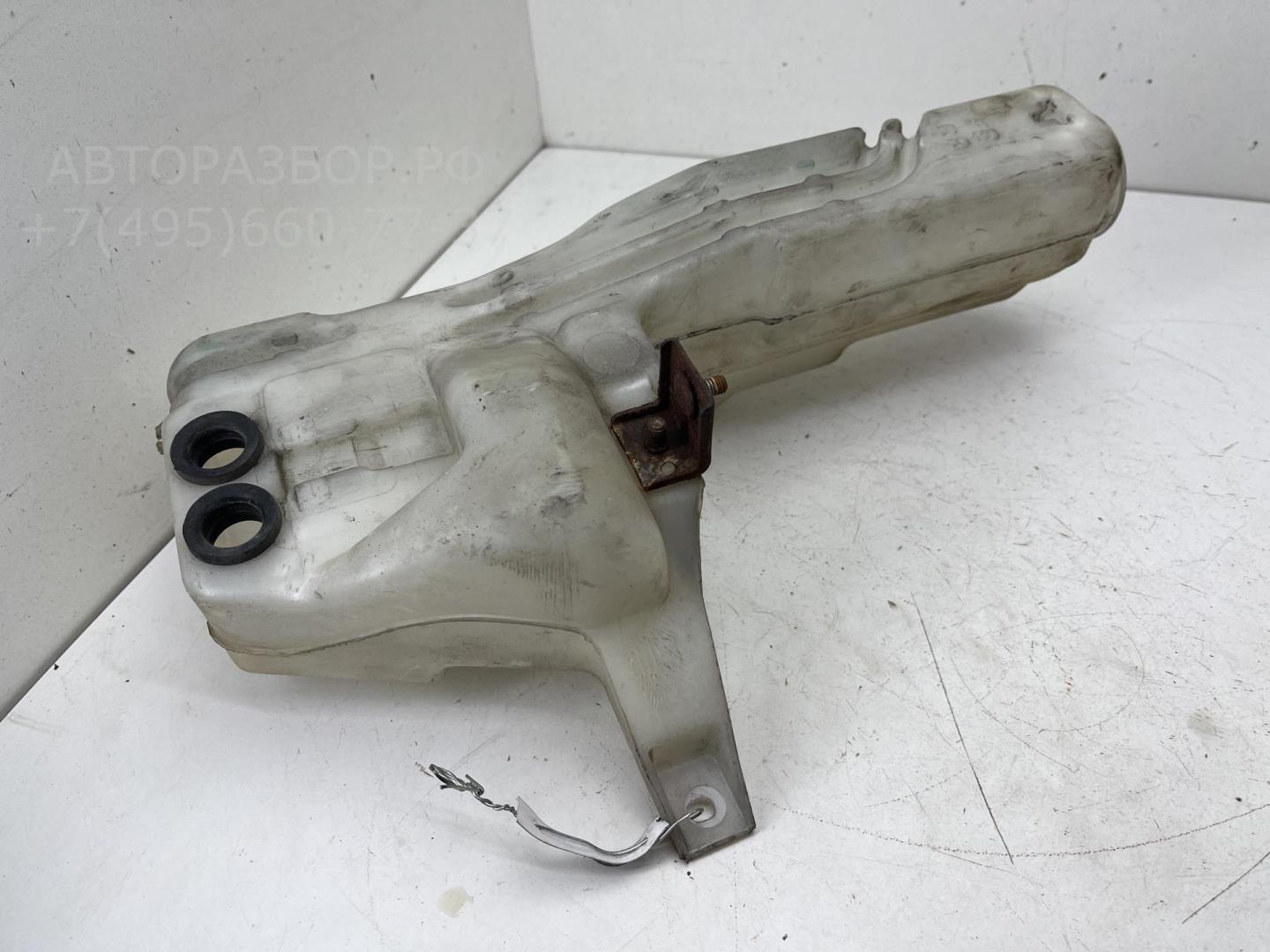 Бачок омывателя лобового стекла