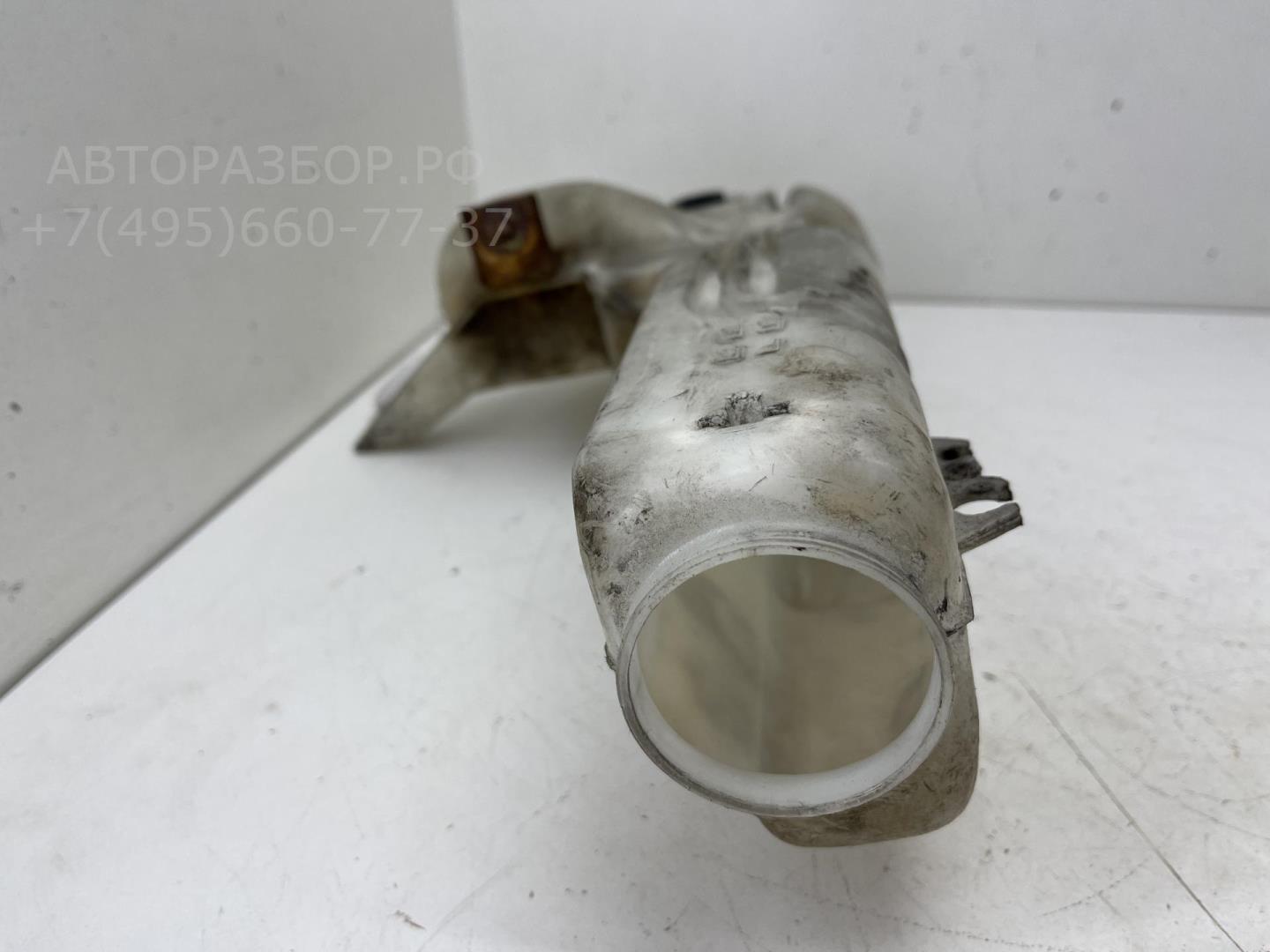 Бачок омывателя лобового стекла