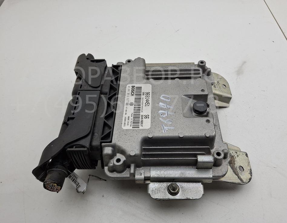 Блок управления двигателем