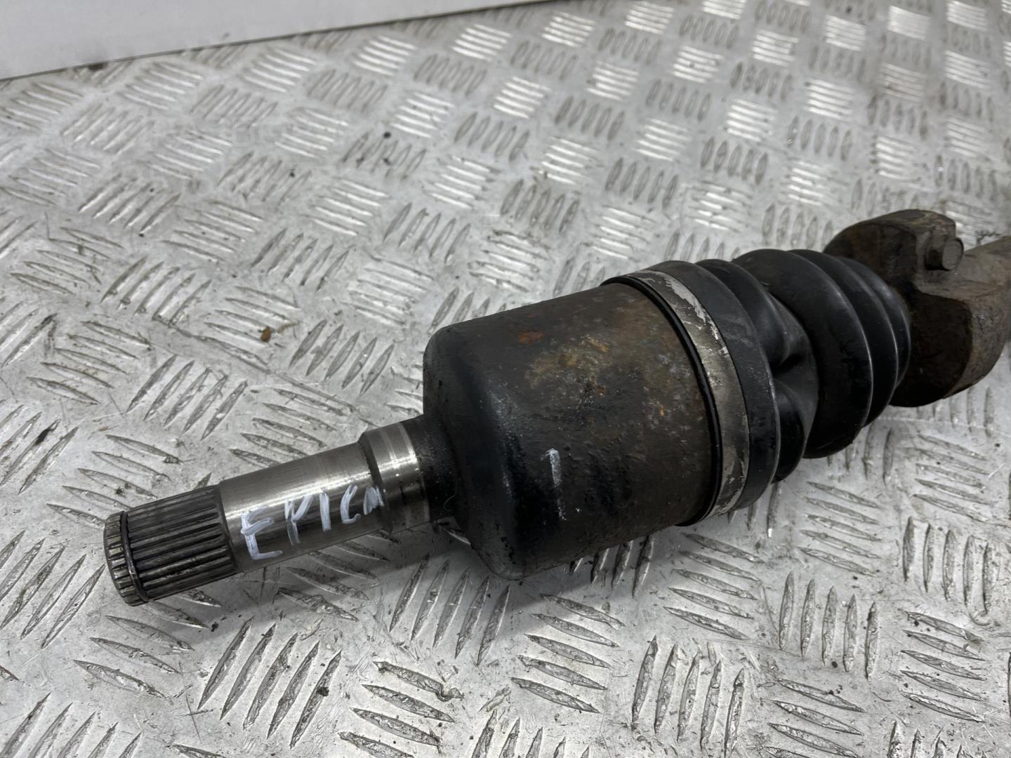 Полуось передняя левая