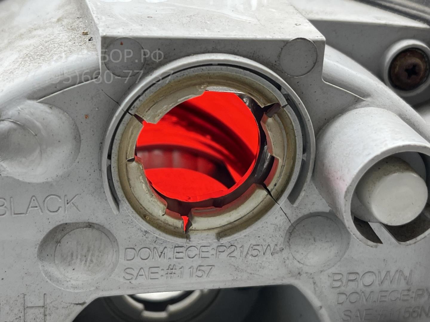 Фонарь задний левый