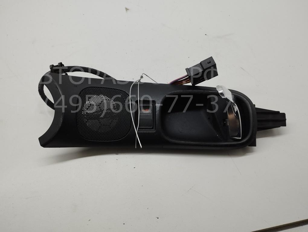 Ручка двери передней внутренняя левая