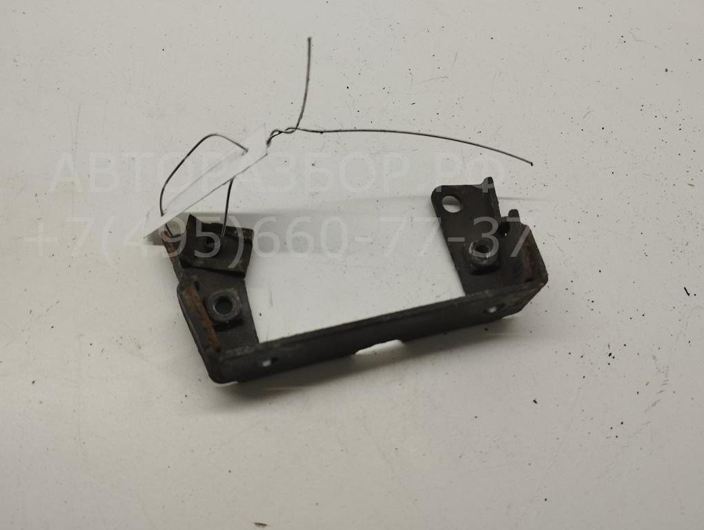 Кронштейн (сопут. товар)