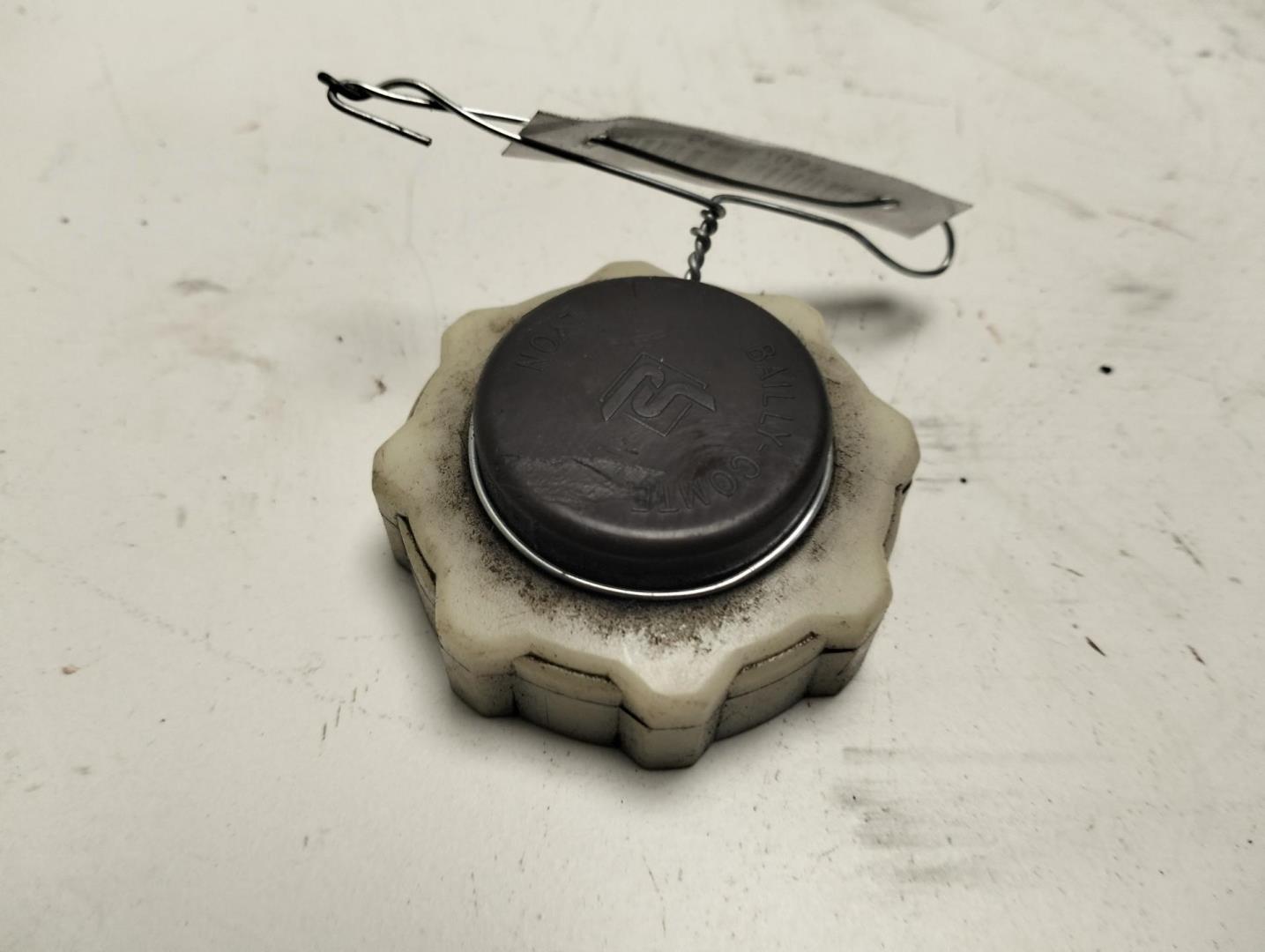 Крышка расширительного бачка